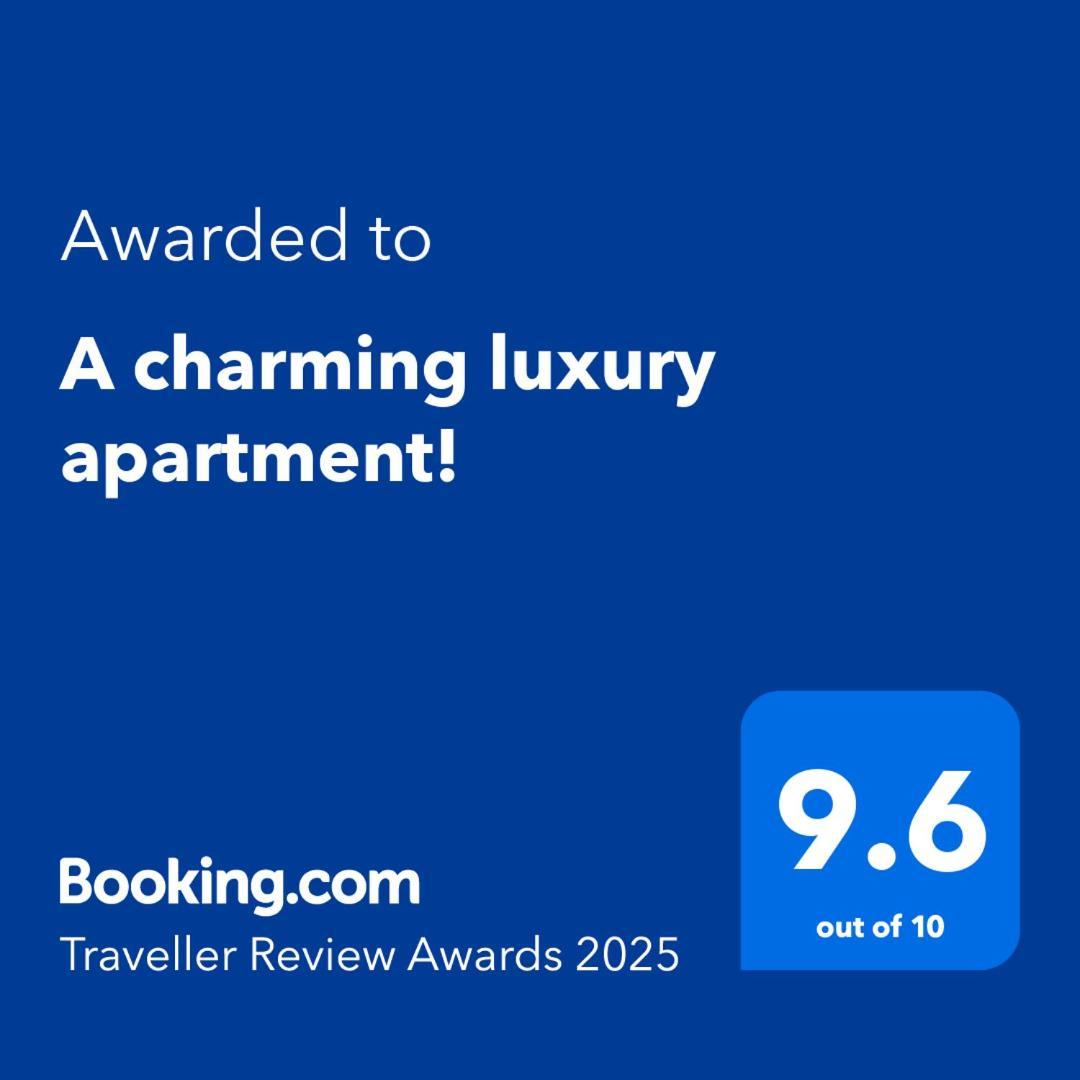 A Charming Luxury Apartment! 폴틴스케일 외부 사진